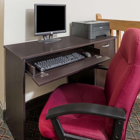 ซูเปอร์ 8 บาย วินด์แฮม เวสต์ เพลนส์ เวสต์ Motel West Plains ภายนอก รูปภาพ