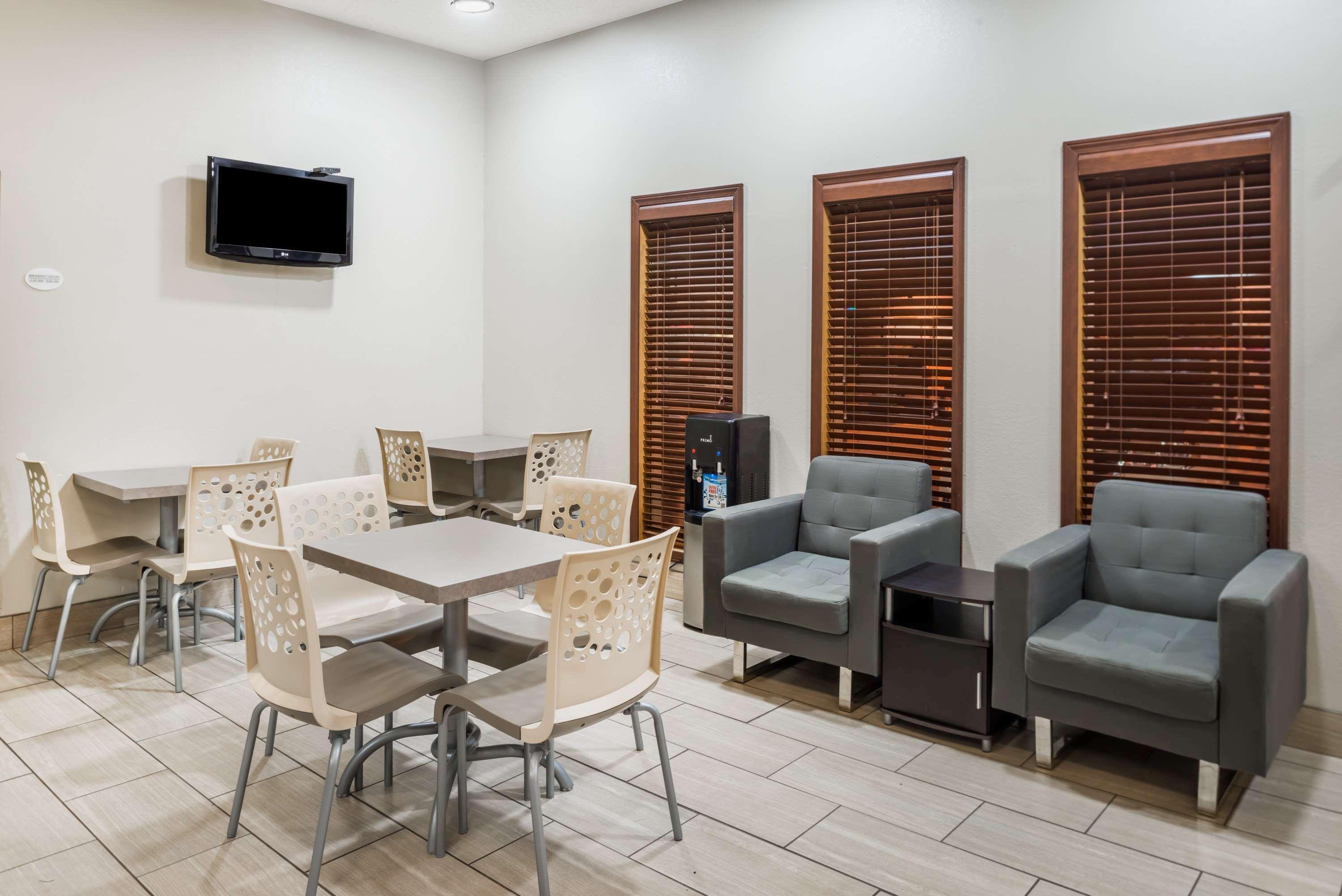 ซูเปอร์ 8 บาย วินด์แฮม เวสต์ เพลนส์ เวสต์ Motel West Plains ภายนอก รูปภาพ
