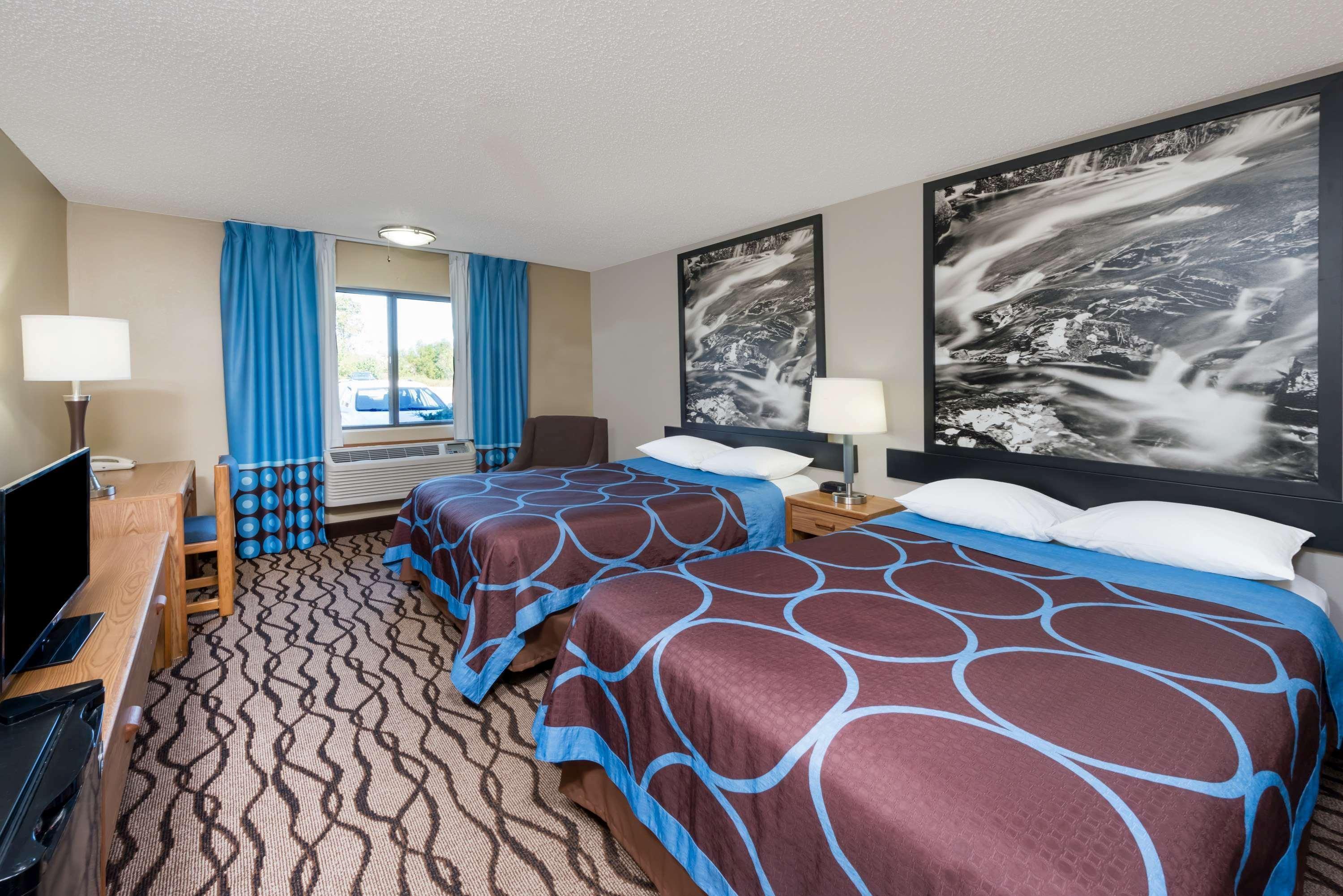 ซูเปอร์ 8 บาย วินด์แฮม เวสต์ เพลนส์ เวสต์ Motel West Plains ภายนอก รูปภาพ