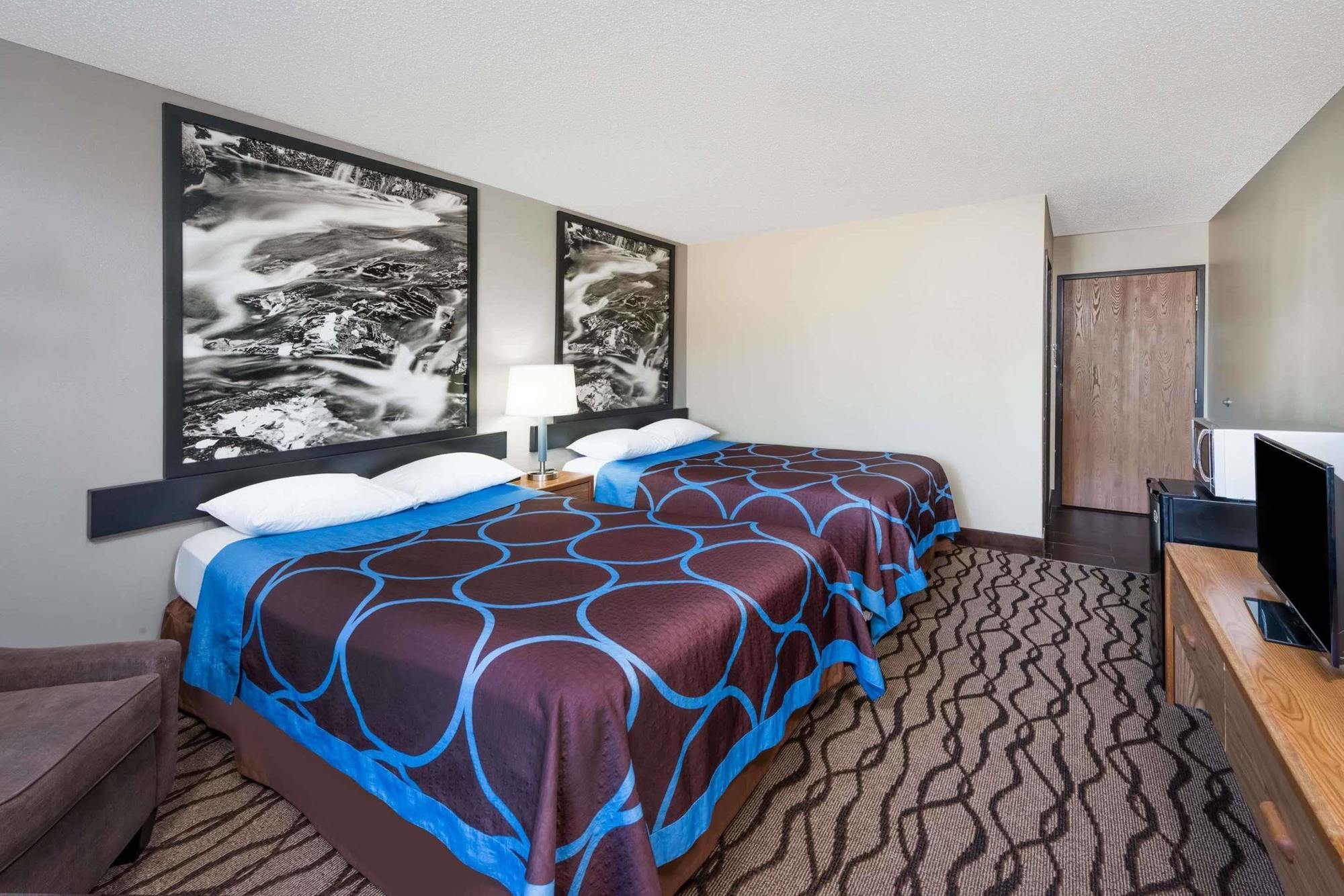 ซูเปอร์ 8 บาย วินด์แฮม เวสต์ เพลนส์ เวสต์ Motel West Plains ภายนอก รูปภาพ